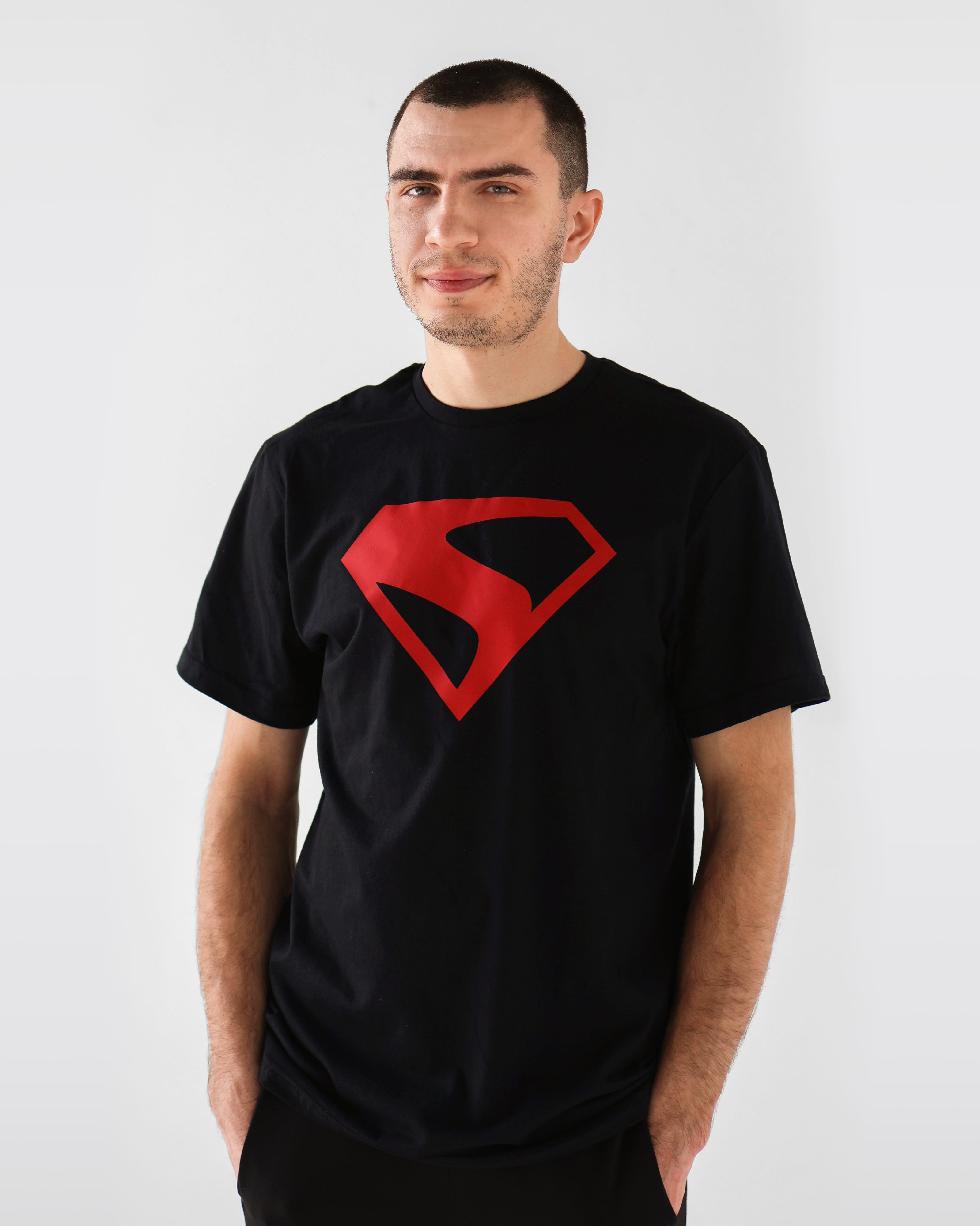 монтажник тканинних стель компанії Супер Стелі Фото монтажника тканинних стель компанії Супер Стелі