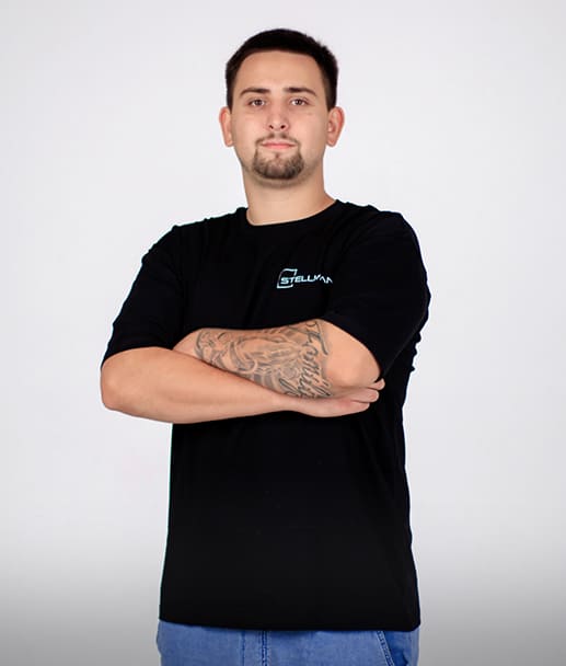 Микола Шкворець - Водій компанії Микола Шкворець - Водій компанії Stellman Cherkasy